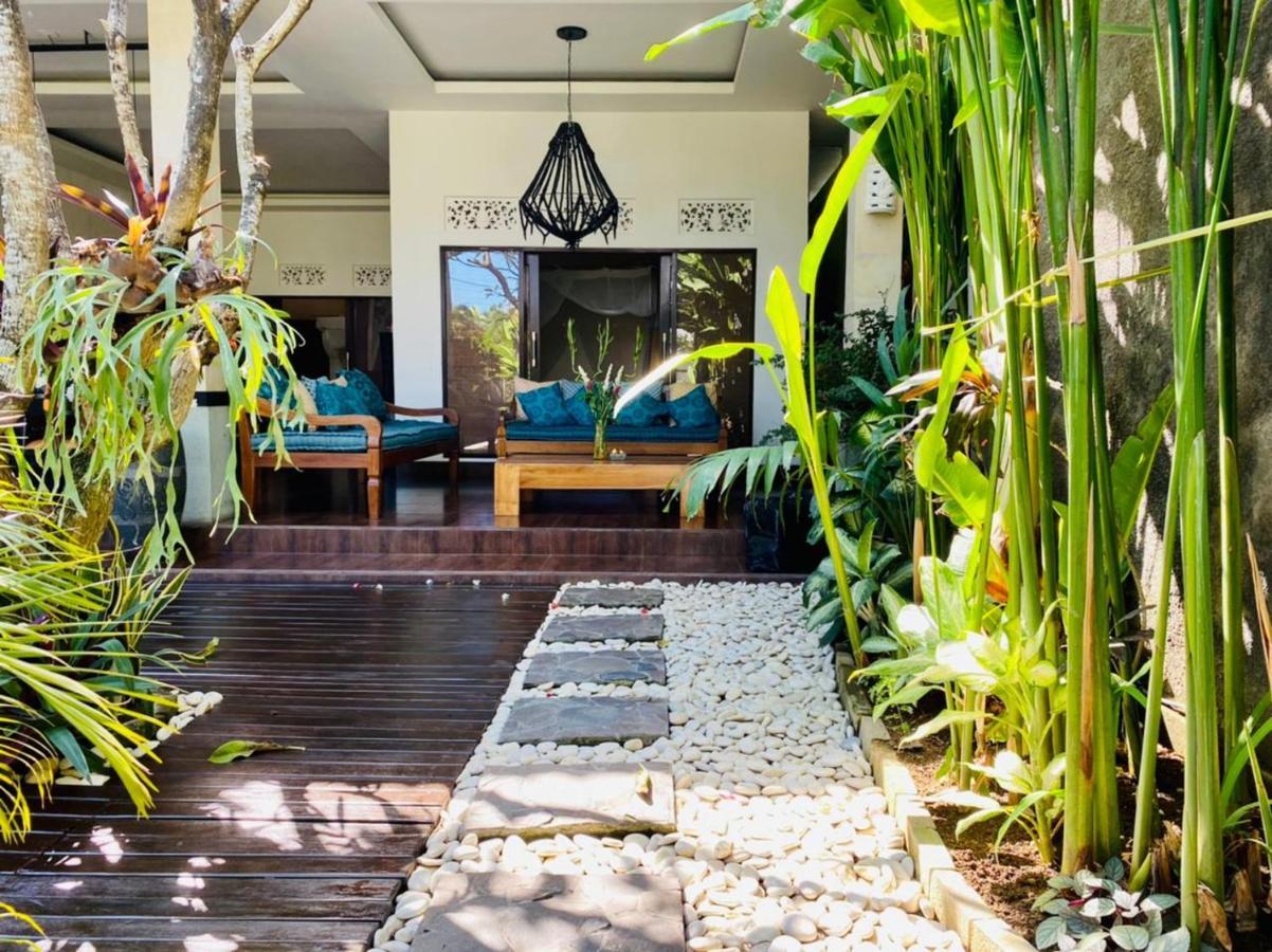 CASA PINARAK 1 I 3BR Private Villa near Seminyak Exteriör bild